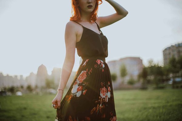 What Are the Best Ways to Style a Simple Wrap Dress for Versatility?