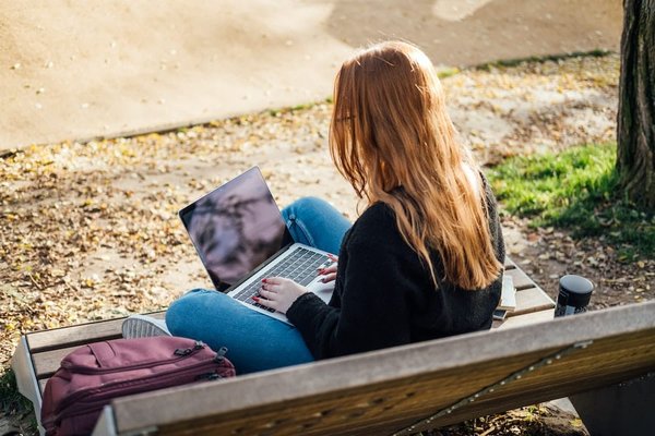 Chatbots and business productivity